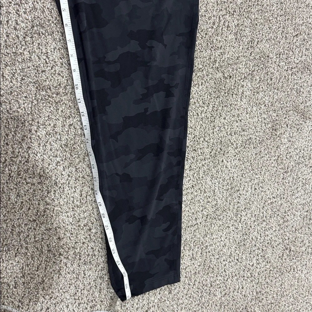 lululemon athletica comfortable black